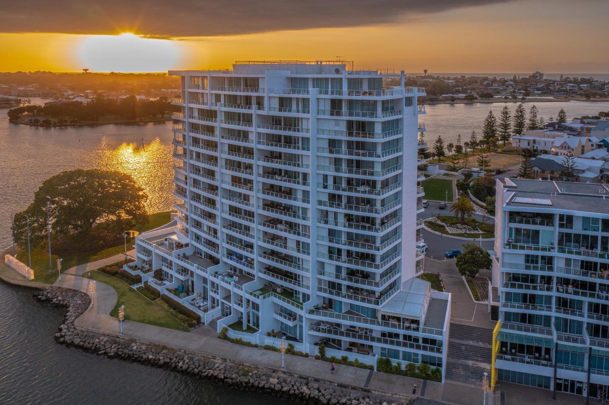 Appartamento Bridgepoint 1303 Mandurah Esterno foto