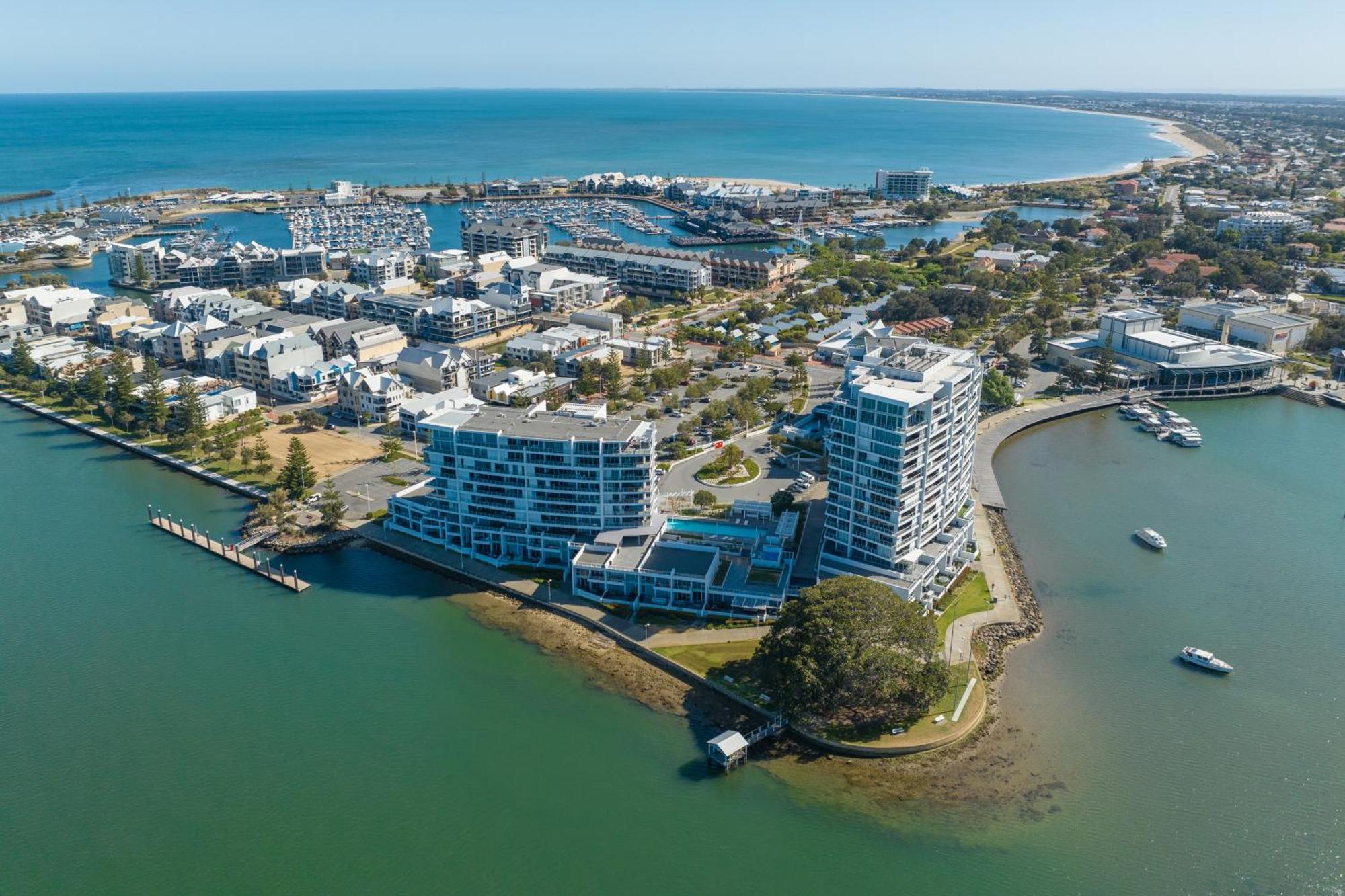 Appartamento Bridgepoint 1303 Mandurah Esterno foto